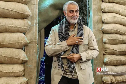 همصدا با ملت ایران در مسیر انتقام خون شهید سلیمانی ابایی از بذل خون خویش نداریم