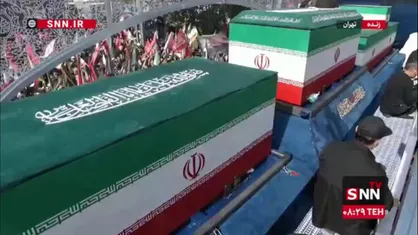 اولین تصاویر از داخل کامیون حامل پیکر رهبر شهید انقلاب