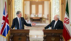 خطیب زاده :بدهی انگلیس به ایران در 4 دهه گذشته پرداخت نشده است و هر دولتی که می آید برای ادا نکردن بدهی، موضوع را بهانه می کند و گروگان می گیرد