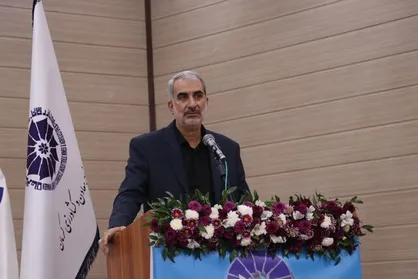 نوری: ۷۰۰۰ هنرستان کشور باید از &laquo;مصرف&raquo; به &laquo;تولید&raquo; تبدیل شوند