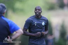 جلسه سرنوشت ساز استقلال با دیاباته