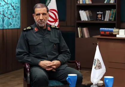 بعد از مجلس می&zwnj;خواستم بروم سوریه، نگذاشتند/ جزئیاتی از دیدار فرماندهان سپاه با روحانی