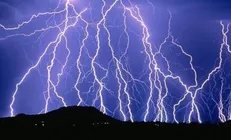 صاعقه جان ۶ نفر را گرفت