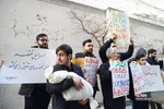 تجمع مردم و دانشجویان مقابل دفتر حافظ منافع مصر در ایران