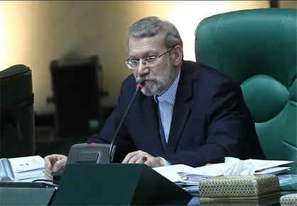 گزارش غیر علنی لاریجانی از جلسه سران قوا درباره مسائل اقتصادی
