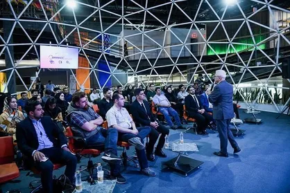 شبکه&zwnj;سازی نخبگان با فعالان صنعتی در حوزه پزشکی و دندانپزشکی