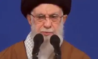 استَعینوا بِاللهِ وَ اصبِروا