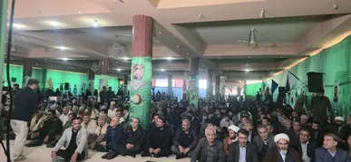 یادواره شهدای کهگیلویه با حضور مسئولان/تأکید بر تداوم عزت و اقتدار کشور با زنده‌نگه‌داشتن یاد شهدا