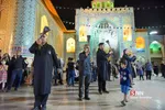 عزاداری شب چهارم محرم در حرم حضرت شاهچراغ(ع) شیراز با حضور عاشقان و دلدادگان اباعبدالله الحسین(ع) برگزار شد.