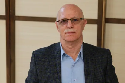 پیشکسوت فوتبال ایران بستری شد