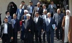 دولتمردان حاضر در روز بزم و غایب در میدان رزم!
