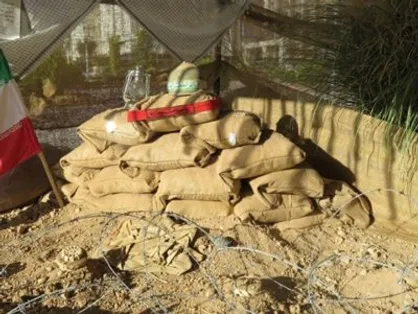 افتتاح نمایشگاه هفته دفاع مقدس در دانشگاه آزاد بیضا
