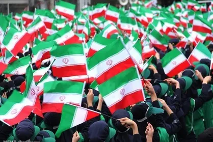 بانگ پیروزی انقلاب اسلامی بار دیگر در سمنان طنین&zwnj;انداز شد