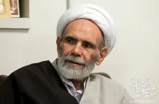 آقا مجتبی تهرانی با دعا و توسّل به معصومین مسئولیت سیاسی قبول نکرد / ایشان جوانان را رها نمی‌کردند
