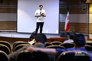 نشست ۱۳ دقیقه پیرامون دولت سیزدهم