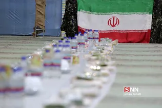 افطاری ساده در دانشگاه فردوسی مشهد