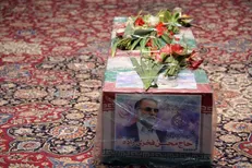 مراسم تشییع پیکر شهید محسن فخری‌زاده در تهران آغاز شد