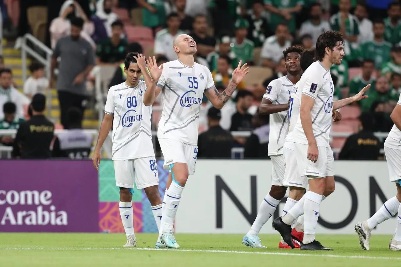 استقلال و الاهلی