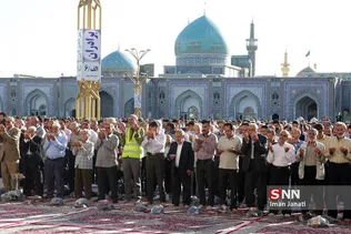 اقامه نماز عید سعید فطر در حرم مطهر رضوی
