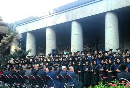 دانشجویان همدانی زادروز بوعلی&zwnj;سینا را در جوار آرامگاهش جشن گرفتند