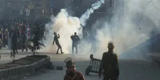 درگیری پلیس هند با ساکنان کشمیر، چندین مجروح برجای گذاشت