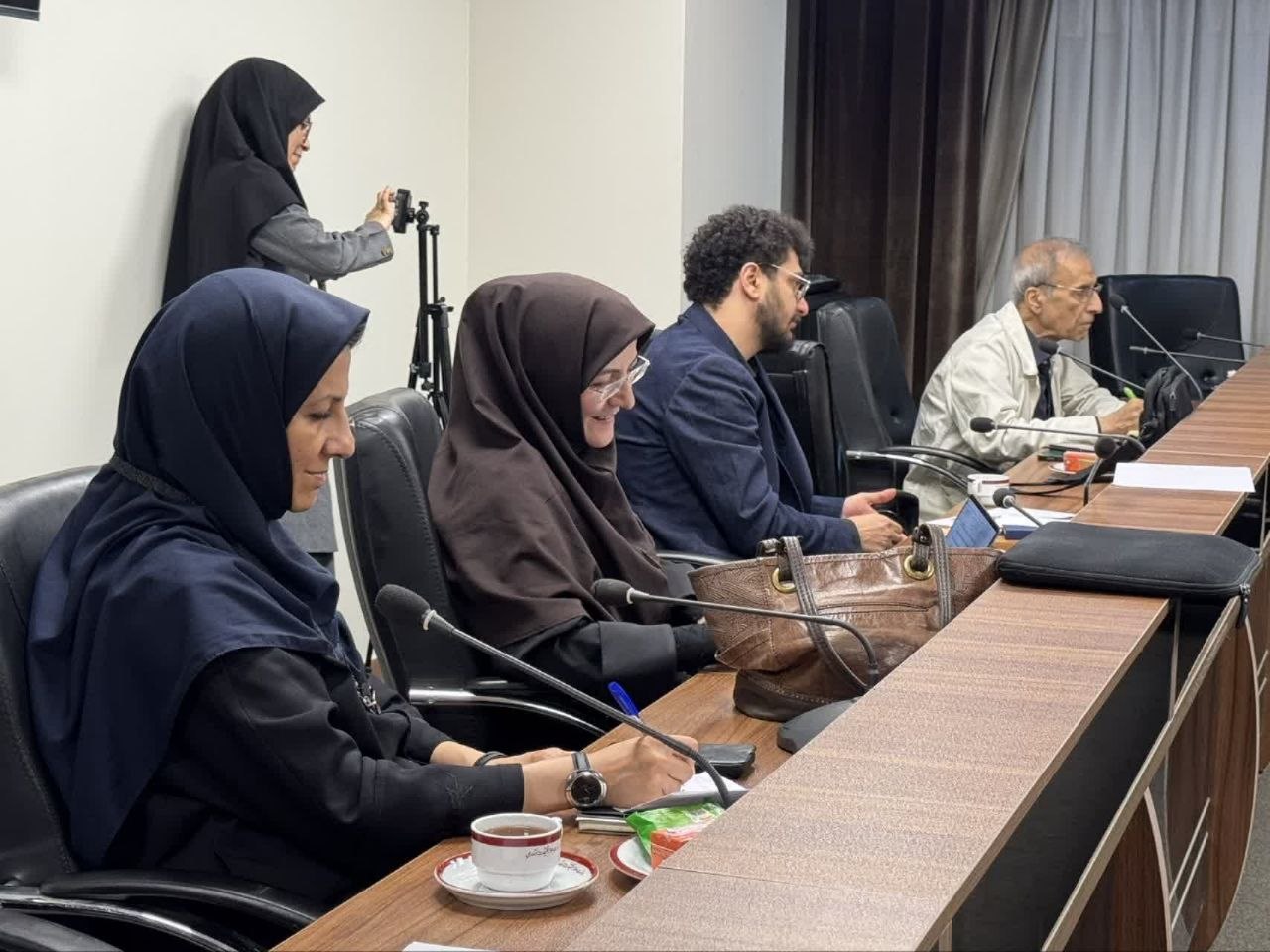معاون فرهنگی و اجتماعی وزیر علوم: دانشگاهها مرجعیت رسانهای خود را بازیابند معاون فرهنگی و اجتماعی وزیر علوم: دانشگاهها مرجعیت رسانهای خود را بازیابند