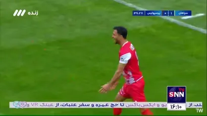 گل اول پرسپولیس به سپاهان توسط علی علیپور و خوشحالی رونالدویی در دقیقه ۴۰