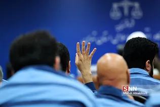 سومین جلسه رسیدگی به اتهامات ۱۴ متهم پرونده ارزی