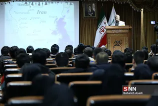 همایش بررسی نقش دانشجو در حل مسائل کشور 