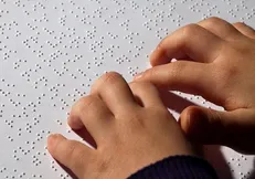 گفتگوی خواندنی با دانشجوی نابینای حافظ قرآن کریم دانشگاه کردستان / معلولیت، محدودیت نیست