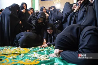 تشییع پیکر ۳ تن از شهیدان سانحه هوایی