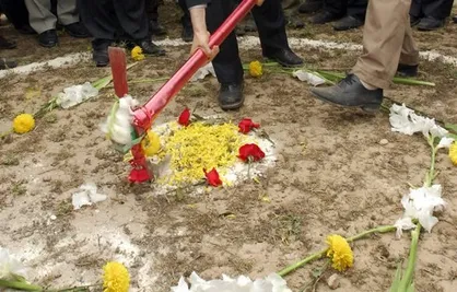 کلنگ زنی دو مدرسه برای دانش آموزان سیستان و بلوچستانی