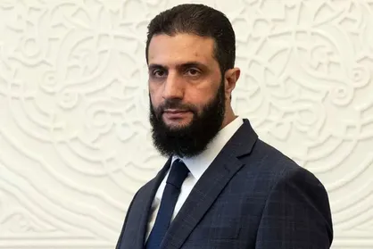 اظهارات واهی جولانی: بازماندگان رژیم سرنگون&zwnj;شده در تلاش&zwnj;اند سوریه را به جنگ داخلی بکشانند + فیلم