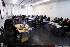 کمبود فضای آموزشی در علوم پزشکی فسا؛ حقی که از دانشجو گرفته‌اند/ امکاناتی که با پذیرش دانشجوی مازاد کاهش یافت