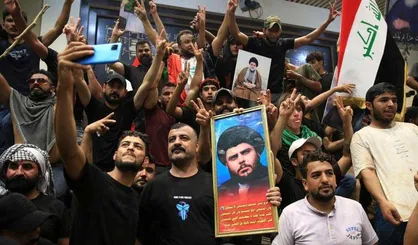 مقتدی صدر دنبال متلاشی سازی هماهنگی شیعیان عراق است + فیلم