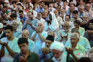 نماز عید قربان در حرم بانوی کرامت