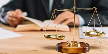 تصویب طرح &laquo;تسهیل صدور مجوز&zwnj;های کسب و کار&raquo;؛ علاج درد کمبود وکیل/ سرانه وکالت، کمتر از یک سوم میانگین جهانی!