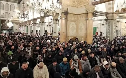 حضور هزاران فلسطینی در مسجدالأقصی/ تأکید جهاد اسلامی بر وحدت فلسطینیان