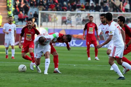 ستاره&zwnj;های پرسپولیس در آستانه محرومیت از دربی