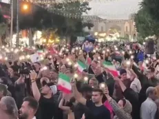گزارش خبرنگار SNN TV از اجتماع مردم اراک در حمایت از عملیات‌های غرور آفرین نیرو‌های مسلح