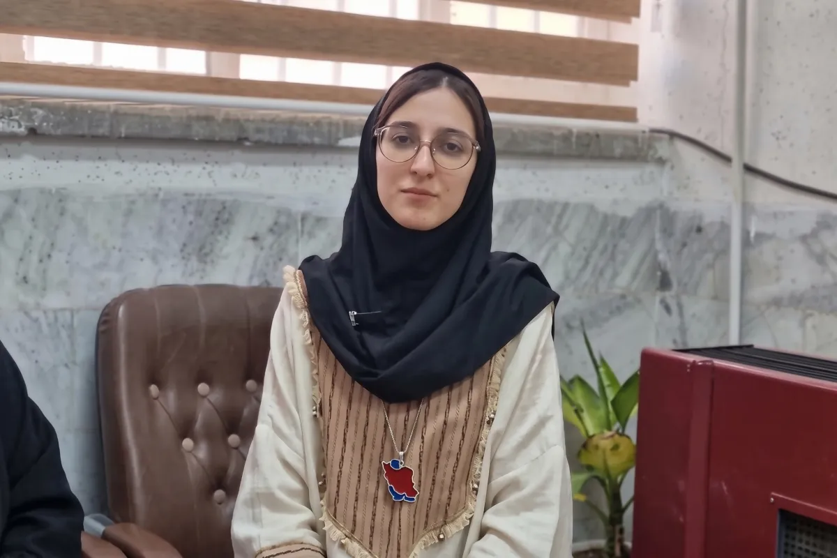 پریزاد نیرومند رتبه ۱ کنکور انسانی: ما دختران ایرانی کشور را می‌سازیم+فیلم