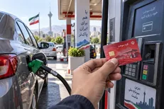 کارت سوخت در مسیر خداحافظی؛ سهمیه بنزین به کارت بانکی می‌رود