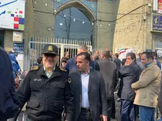 بازدید سردار رحیمی از شعبه رای گیری مسجدالنبی نارمک