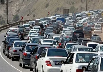 ترافیک سنگین در محورهای شمالی/ جاده چالوس یک طرفه شد