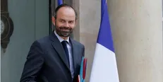 اصلاحات اجتماعی ماکرون ادامه خواهد داشت