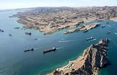 کریستوفر هلالی خبرنگار آمریکایی: تنگه هرمز ایرانی است + عکس