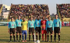 اکبریان و مومنی داوران دیدار‌های هفته پایانی استقلال و پرسپولیس