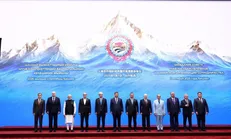 آغاز جلسه سران سازمان همکاری شانگهای در قرقیزستان با حضور رئیس جمهور کشورمان + فیلم