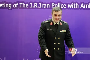 نهمین نشست نیروی انتظامی با سفرا ،کارداران و نمایندگان سازمان های بین اللملی