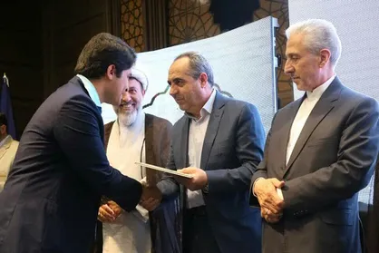 ۱۳ رتبه برتر سهم دانشجویان فردوسی از جشنواره قرآن دانشجویان کشور شد